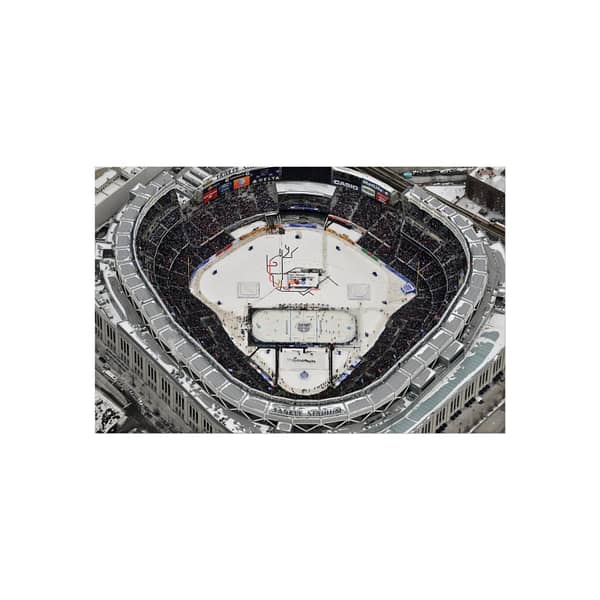 2014 Stadium Series Yankee Stadium - New York Rangers vs  New Jersey Devils Fine Art Posters