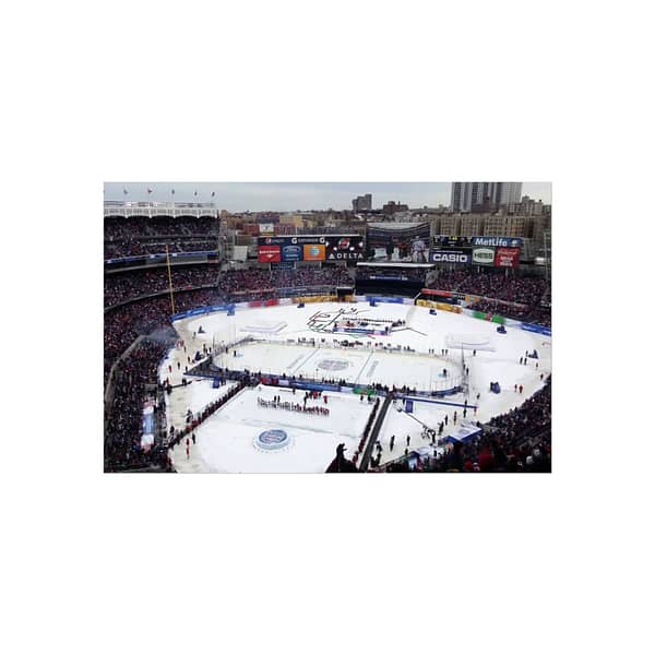 2014 Stadium Series Yankee Stadium - New York Rangers vs  New Jersey Devils Fine Art Posters